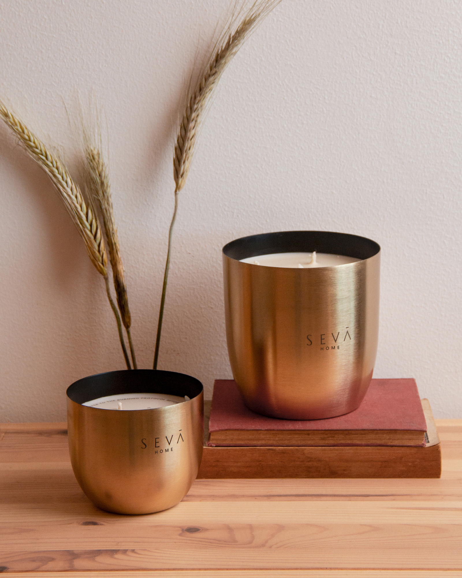 Heirloom Bloom Scented Candle Set of 2 – Gold Classic & Large Sizes